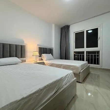 Luxury Inn: 2Br Prime Location In Madinaty B12 Exterior photo