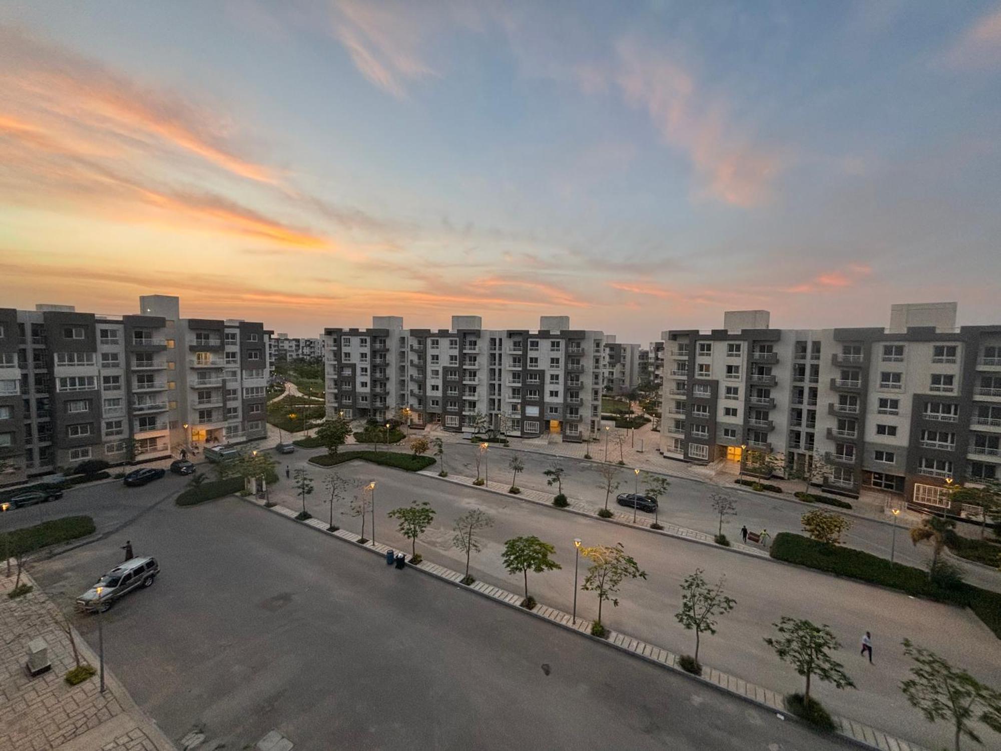 Luxury Inn: 2br Prime Location In B12 * Madinaty